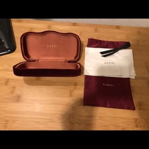 Gucci sunglasses case wine velvet